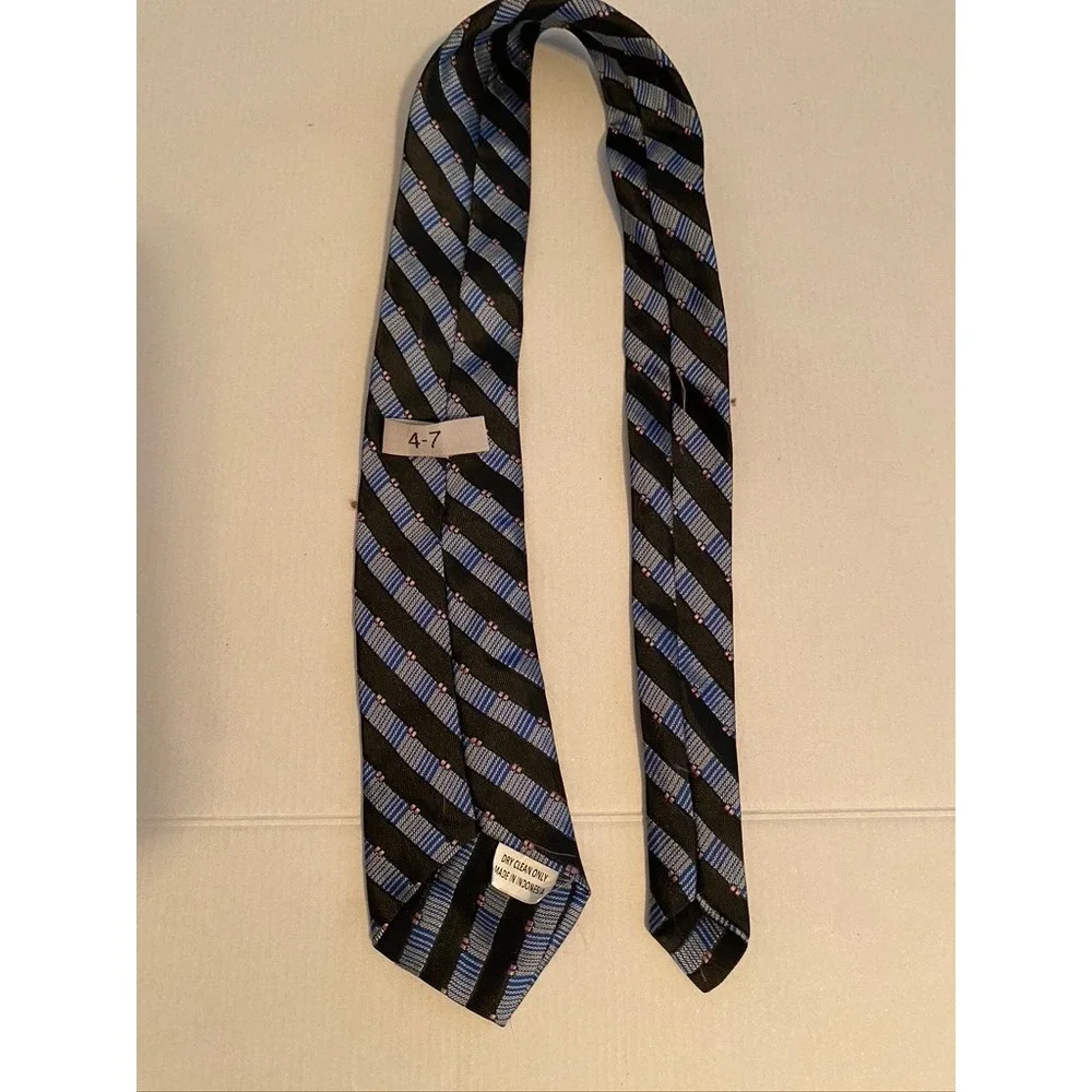 Diagonal Stripe Necktie Black Blue Silver Pink‎ Geometric Pattern Tie